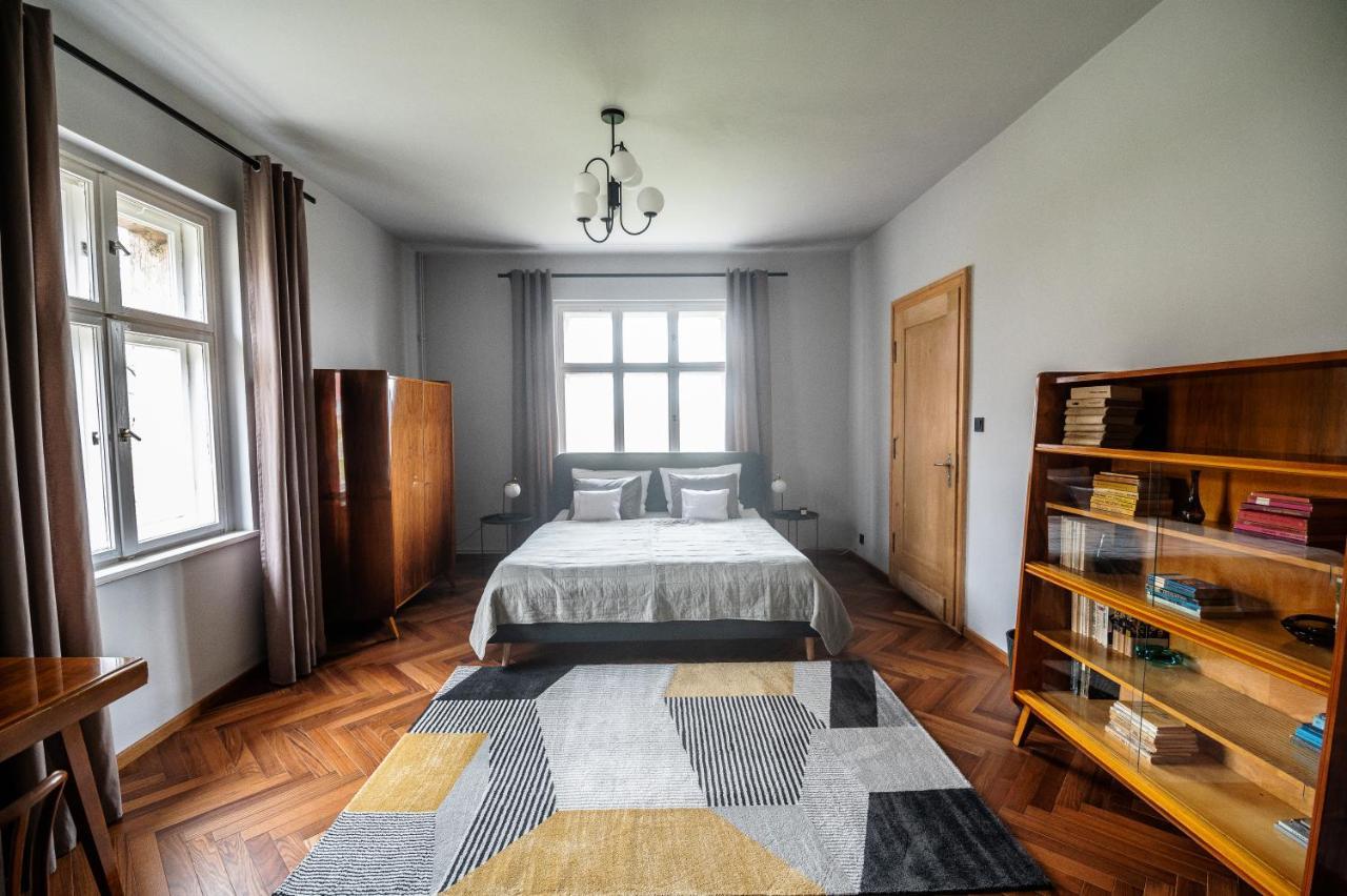 Villa Stara Apteka Сребрна-Ґура Екстер'єр фото